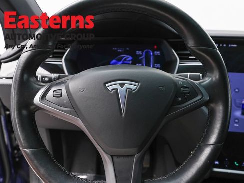 Used 2019 Tesla Model X 75D AWD/4WD image 10