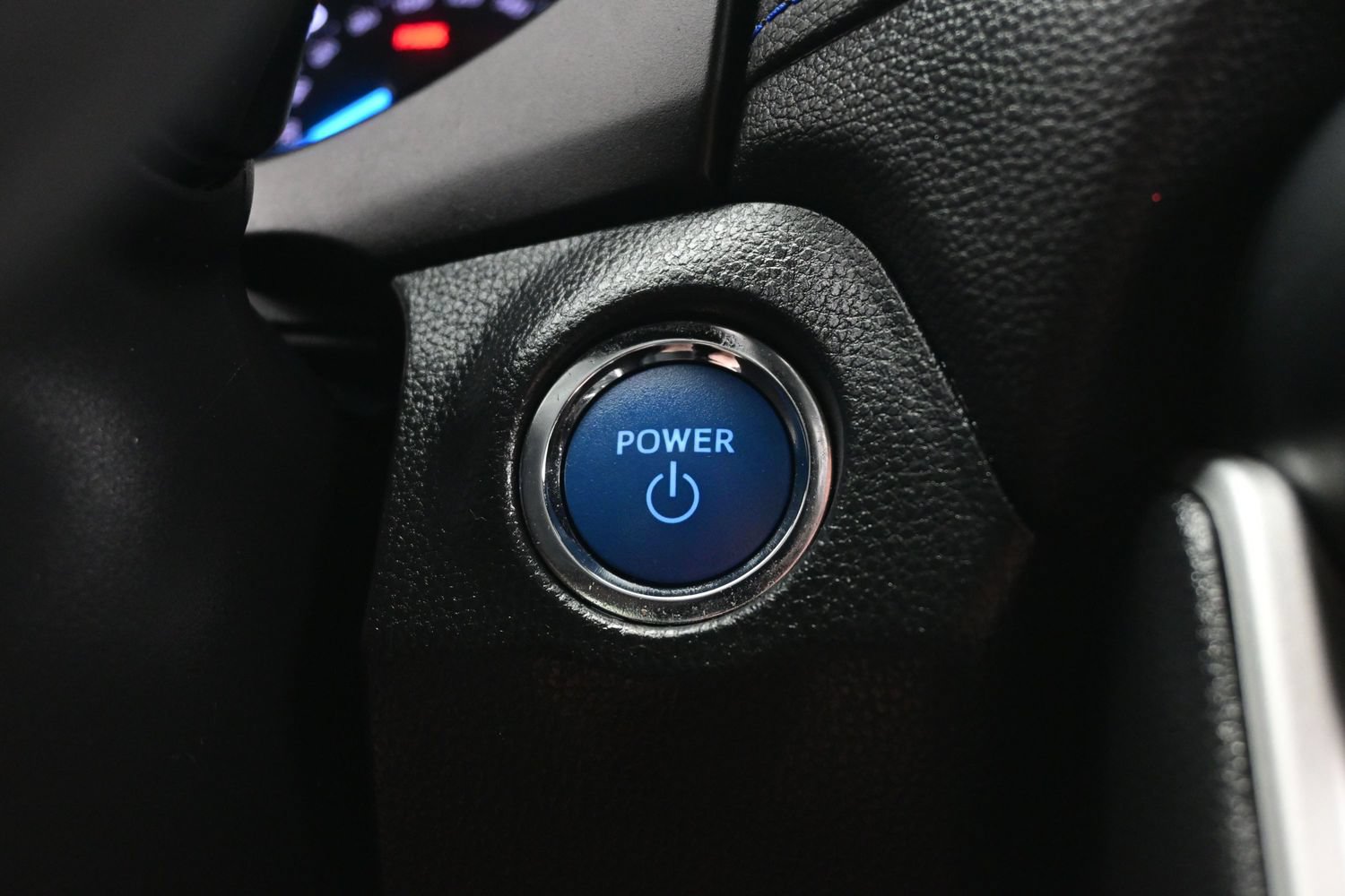 Used 2022 Toyota RAV4 SE w/ Convenience Package AWD/4WD image 23