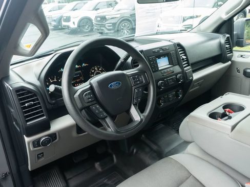 Used 2020 Ford F150 XL w/ Equipment Group 101A Mid RWD image 4