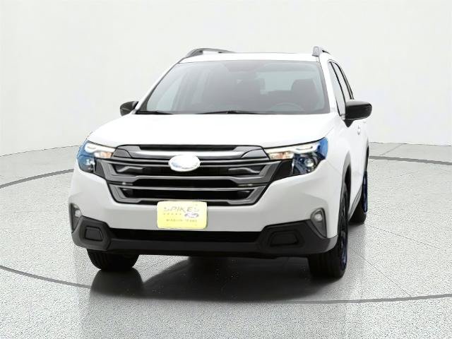 Used 2025 Subaru Forester Premium AWD/4WD image 3