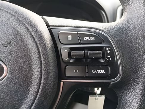 Used 2018 Kia Sportage LX image 17