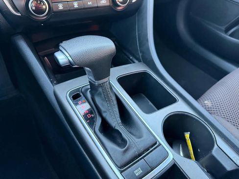 Used 2019 Kia Optima LX image 15