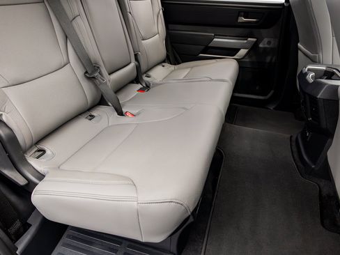 Used 2026 Toyota Sequoia SR5 w/ SR5 Premium Package AWD/4WD image 32