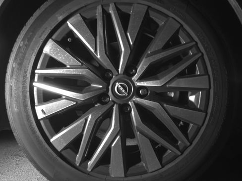 Used 2025 Nissan Altima 2.5 SV image 13