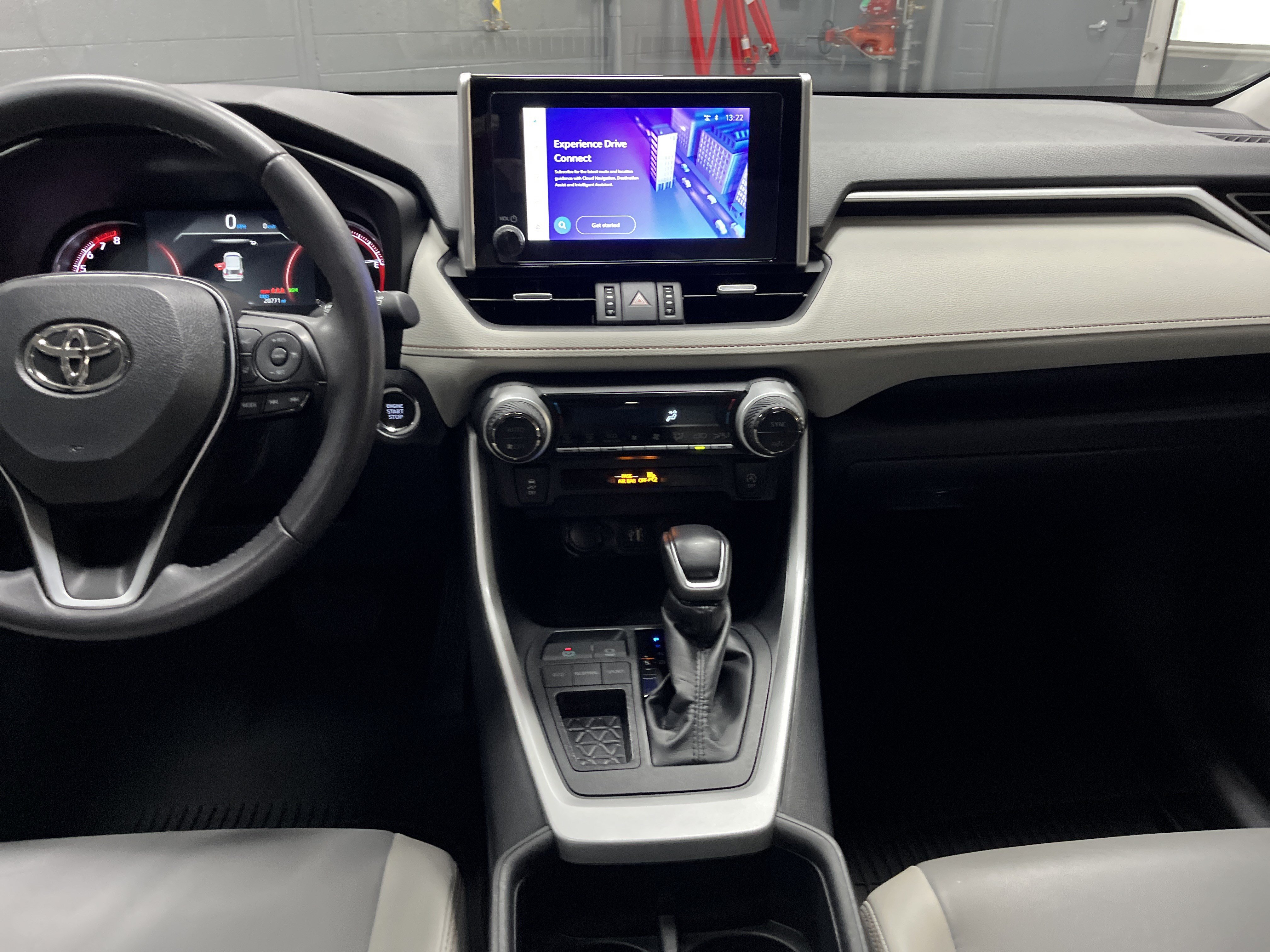 Certified 2025 Toyota RAV4 XLE Premium FWD image 30