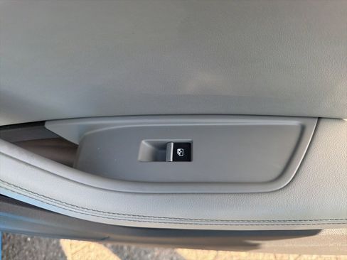 Used 2022 Audi A4 2.0T Premium Plus image 15