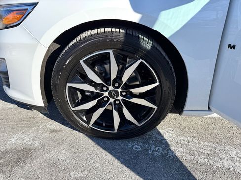 Certified 2021 Chevrolet Malibu RS image 11