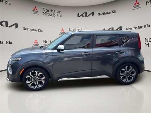 Used 2020 Kia Soul X-Line FWD image 2