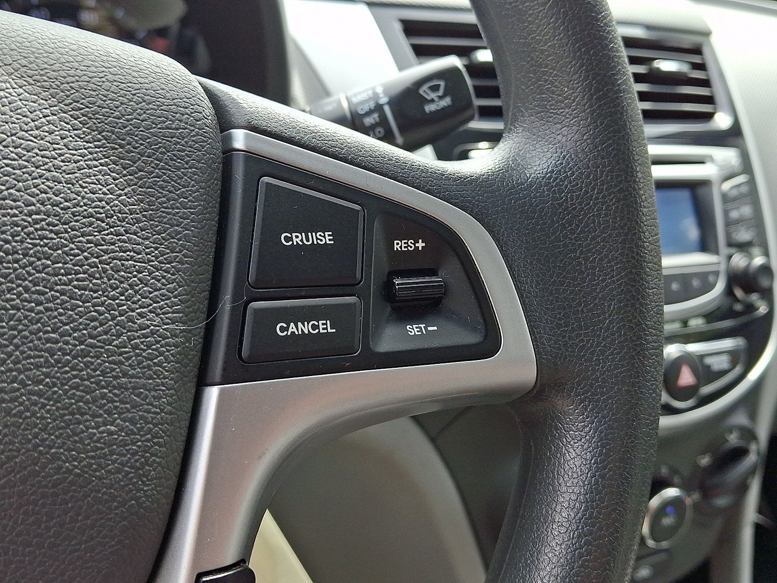 Used 2013 Hyundai Accent GLS w/ Premium Pkg FWD image 22