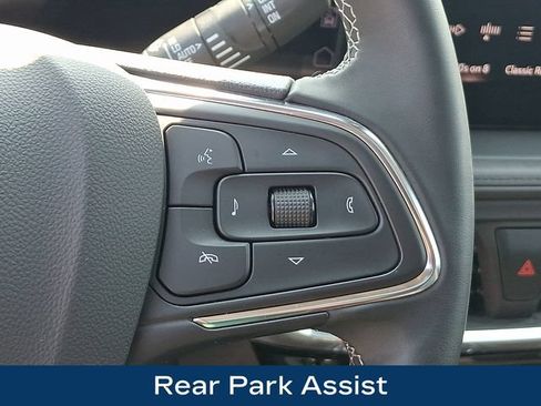 Used 2026 Buick Encore GX Avenir w/ Avenir Technology Package AWD/4WD image 8