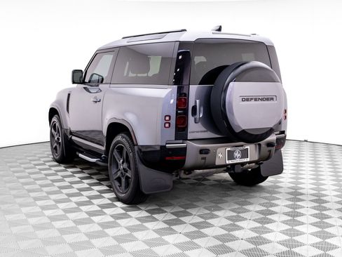 Used 2024 Land Rover Defender 90 X-Dynamic SE AWD/4WD image 3