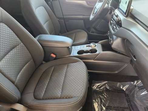 Used 2025 Ford Escape Active AWD/4WD image 20