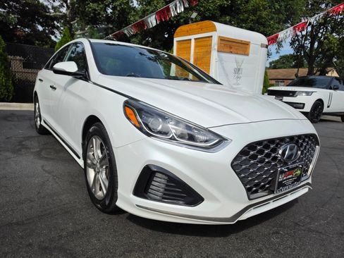 Used 2019 Hyundai Sonata Sport w/ Tech Package 03 FWD image 4