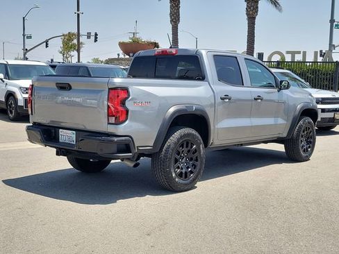 Used 2025 Chevrolet Colorado Trail Boss AWD/4WD image 36