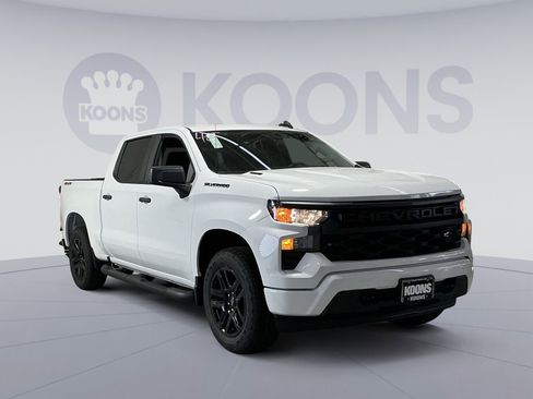 New 2026 Chevrolet Silverado 1500 Custom w/ Turbomax Blackout Package image 18