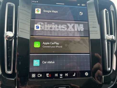 Certified 2025 Volvo XC40 B5 Plus image 26