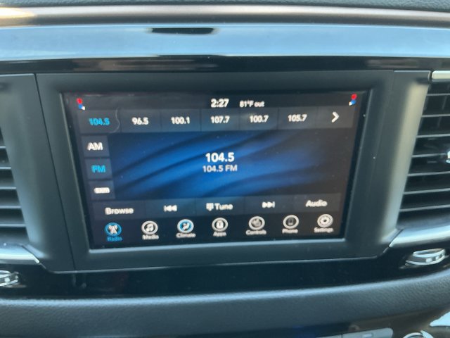 Used 2020 Chrysler Voyager LX w/ Cold Weather Group FWD image 21