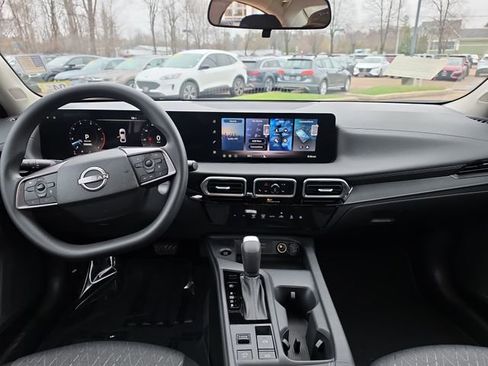 New 2026 Nissan Sentra SV FWD image 6