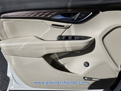 Used 2023 Buick Envision Avenir image 22