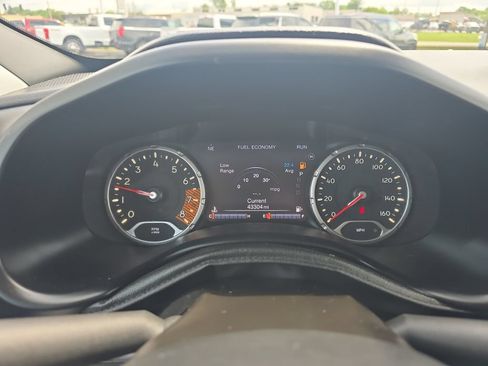 Used 2020 Jeep Renegade Limited w/ UConnect 8.4 Nav Group AWD/4WD image 27