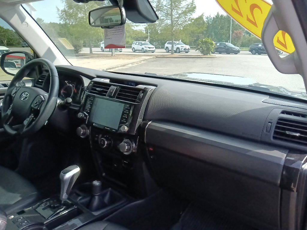 Used 2022 Toyota 4Runner TRD Off-Road Premium w/ TRD Black Wheel Package (TMS) AWD/4WD image 34