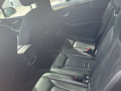 Used 2017 Audi Q7 3.0T Premium Plus AWD/4WD image 8