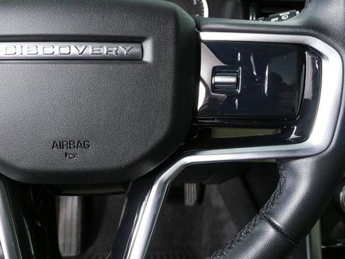 Used 2023 Land Rover Discovery Sport SE image 12