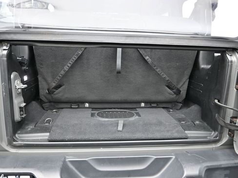 Used 2020 Jeep Wrangler Rubicon image 28