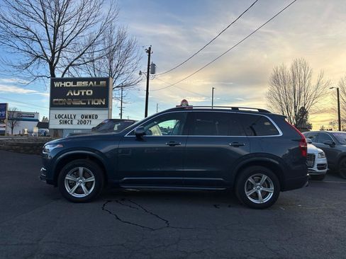 Used 2018 Volvo XC90 T5 Momentum AWD/4WD image 2