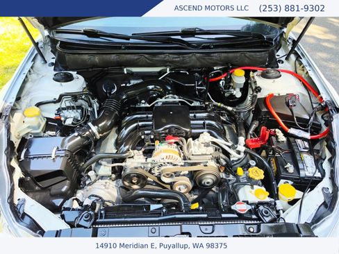 Used 2011 Subaru Legacy 3.6R Limited w/ Popular Equipment Group 2C AWD/4WD image 16
