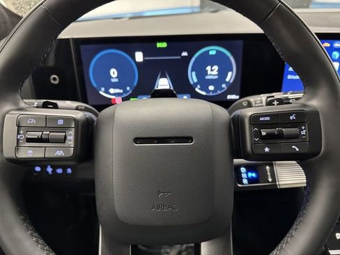 Used 2024 Hyundai Santa Fe Calligraphy image 19