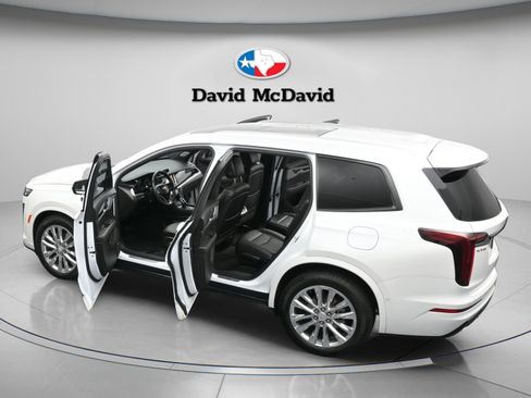 Used 2023 Cadillac XT6 Premium Luxury w/ Technology Package FWD image 54