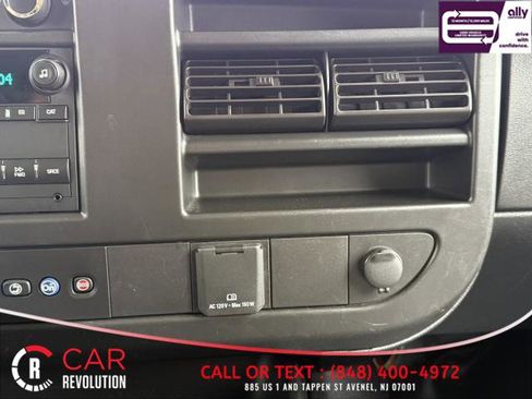 Used 2020 Chevrolet Express 2500 image 20