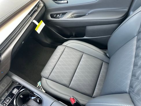 New 2026 Nissan Murano Platinum w/ Cargo Package AWD/4WD image 28