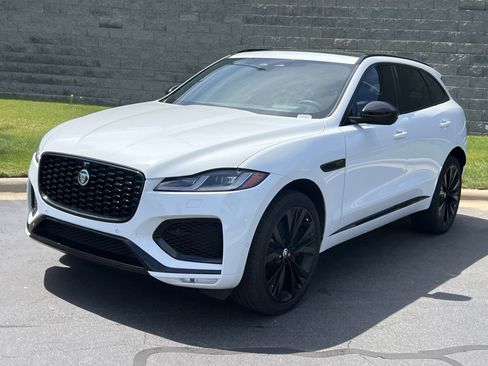 Certified 2026 Jaguar F-PACE R-Dynamic S AWD/4WD image 2