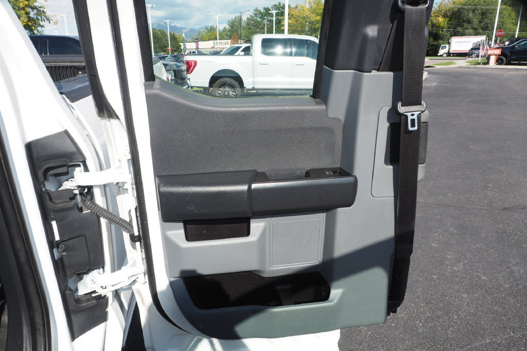 Used 2022 Ford F150 XL w/ Equipment Group 101A High AWD/4WD image 16