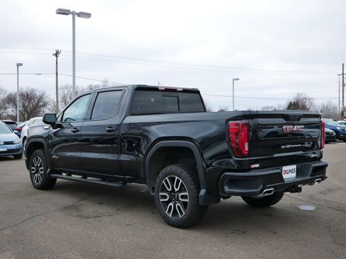 Used 2023 GMC Sierra 1500 AT4 w/ AT4 Preferred Package image 5