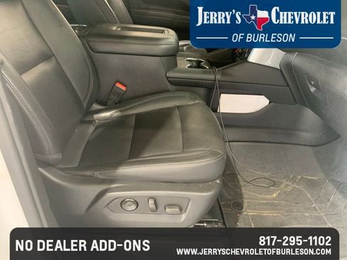 Used 2021 Chevrolet Tahoe Z71 w/ Z71 Signature Package AWD/4WD image 7