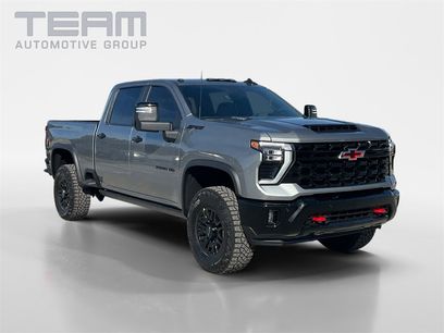 New 2026 Chevrolet Silverado 2500 ZR2 w/ LPO, Dark Essentials Package