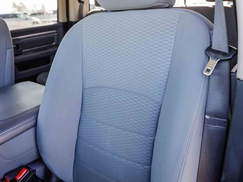 Used 2019 RAM 1500 Classic SLT image 25