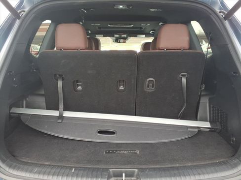 Used 2023 Kia Telluride EX w/ EX Captain's Chair Package image 31