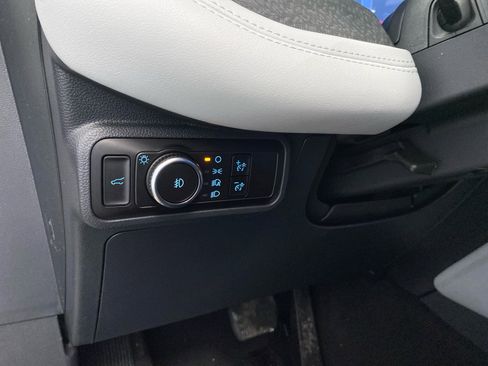 New 2026 Ford Explorer Platinum image 19