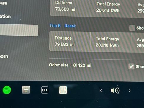 Used 2025 Tesla Model Y Long Range image 30