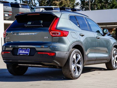 New 2026 Volvo XC40 B5 Plus w/ Protection Package Premier image 6