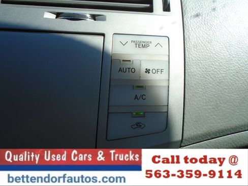 Used 2008 Toyota Avalon XLS FWD image 12