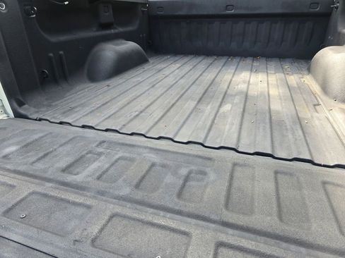 Used 2014 GMC Sierra 1500 SLT AWD/4WD image 19