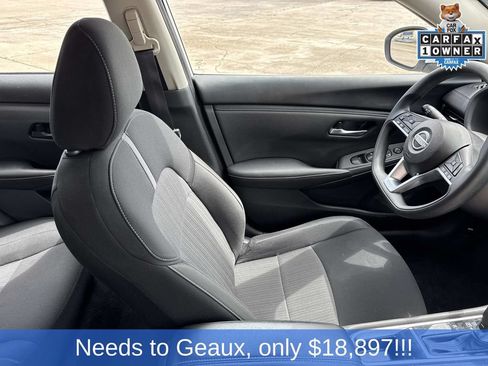 Used 2025 Nissan Sentra SV FWD image 24