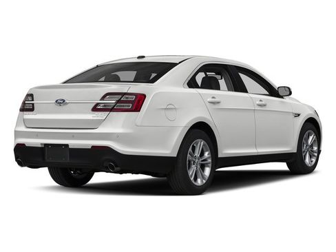Used 2018 Ford Taurus Limited AWD/4WD image 2
