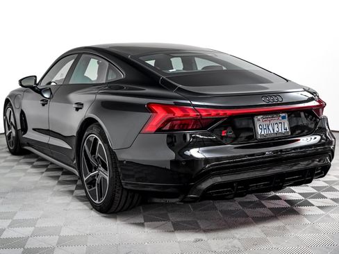 Used 2023 Audi RS e-tron GT w/ Carbon Performance Package AWD/4WD image 2