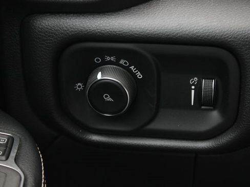 New 2023 RAM 2500 Tradesman image 18